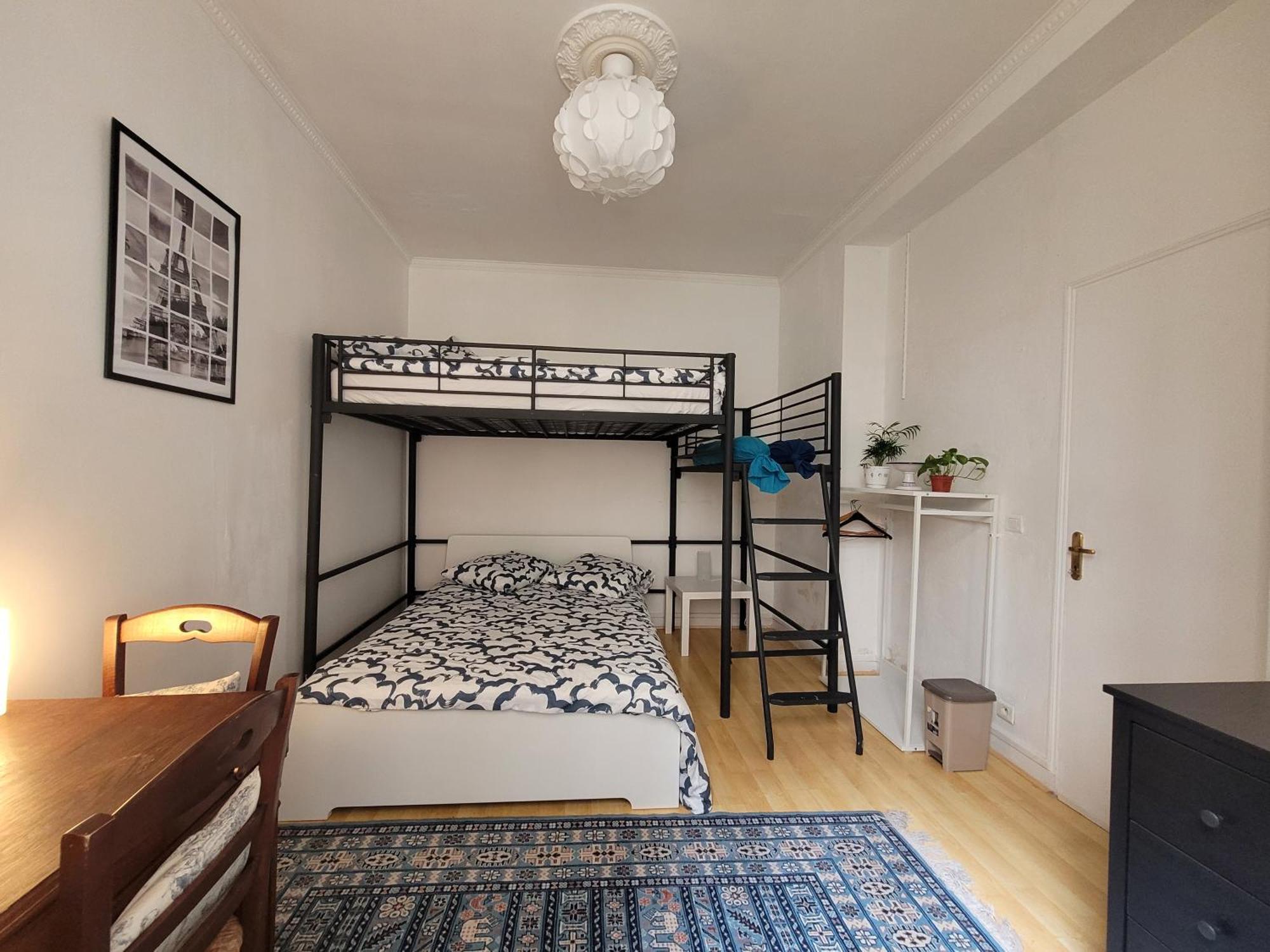 Cozy And Nice Homestay Room - Chambre D'Hote Paříž Exteriér fotografie