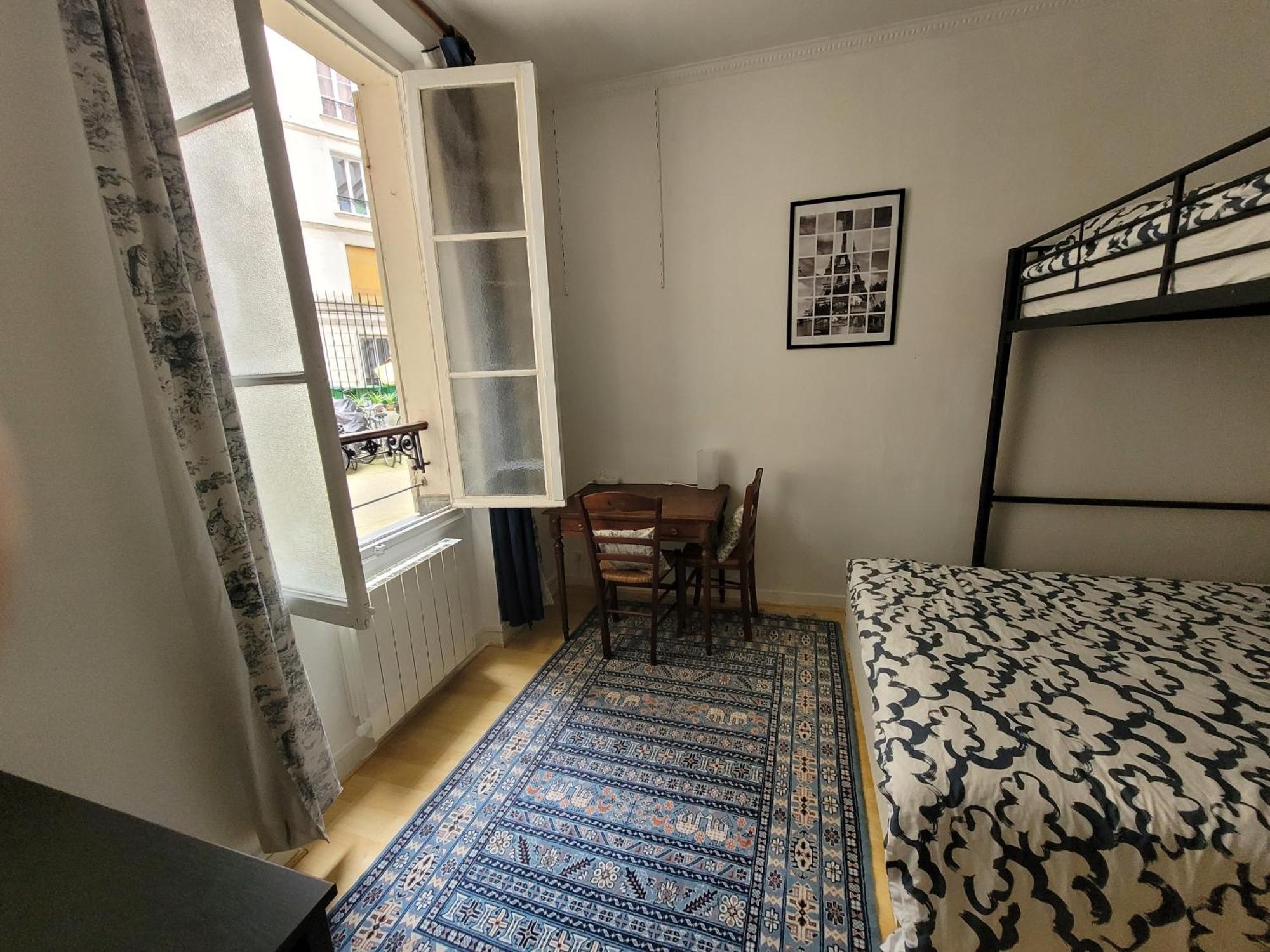 Cozy And Nice Homestay Room - Chambre D'Hote Paříž Exteriér fotografie