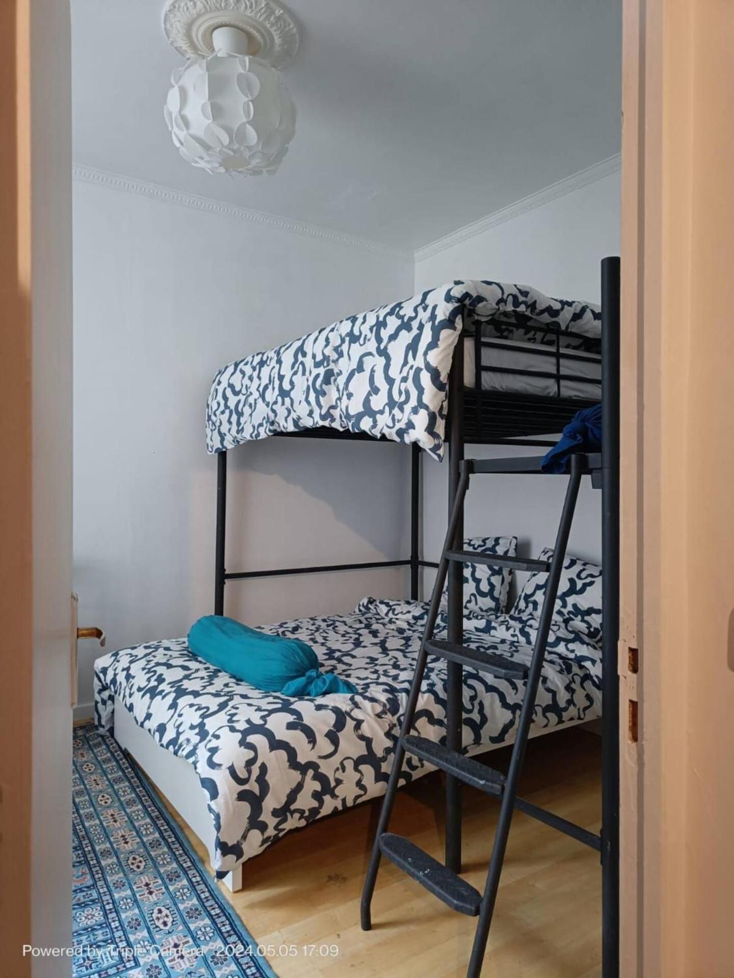 Cozy And Nice Homestay Room - Chambre D'Hote Paříž Exteriér fotografie